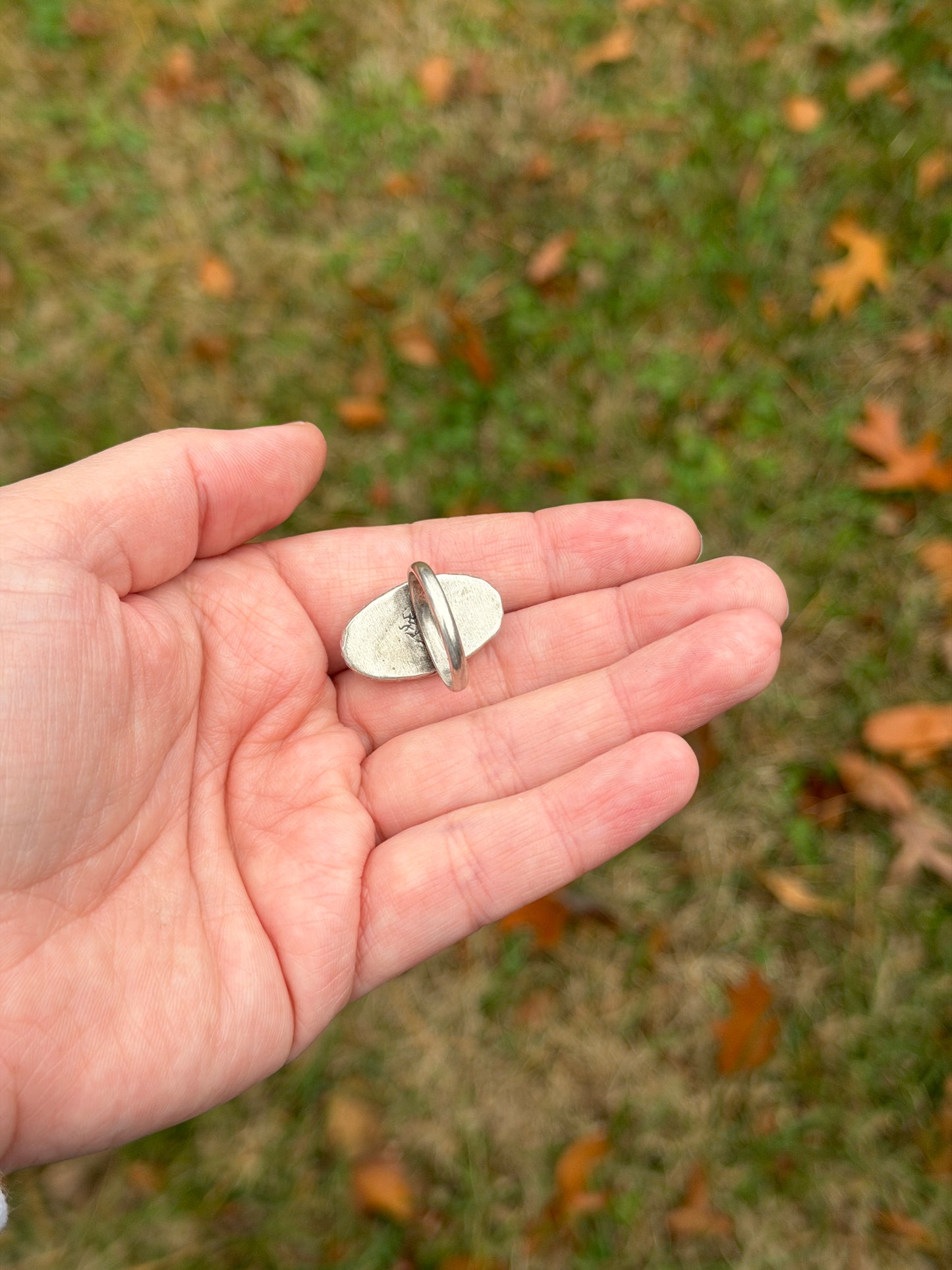 White Buffalo Size 7