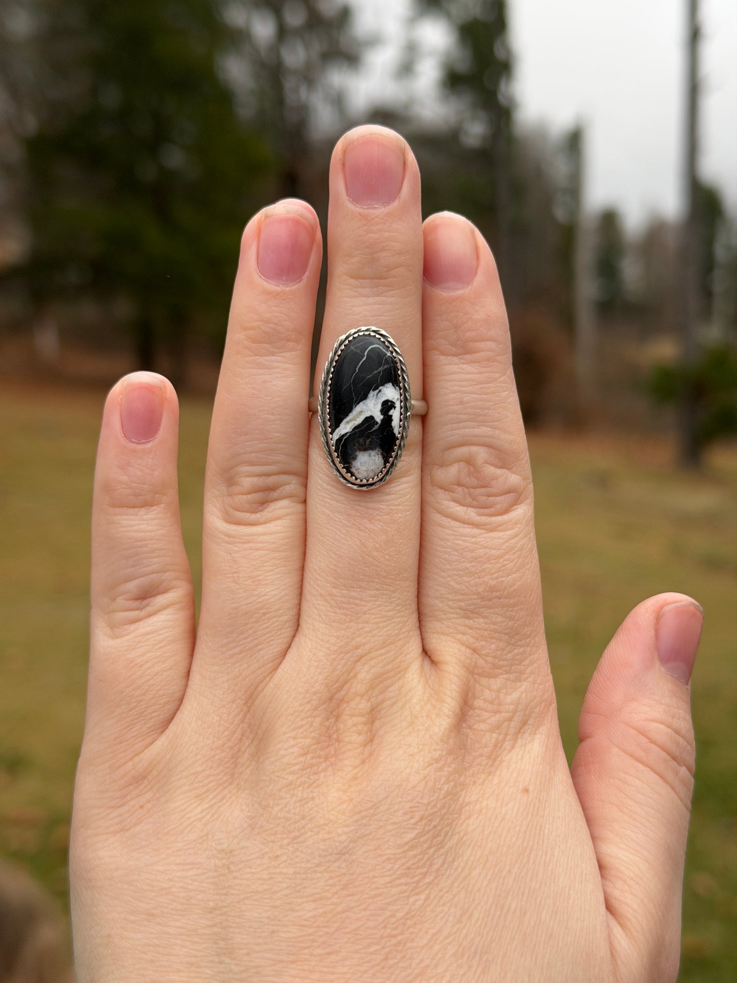 White Buffalo Size 7