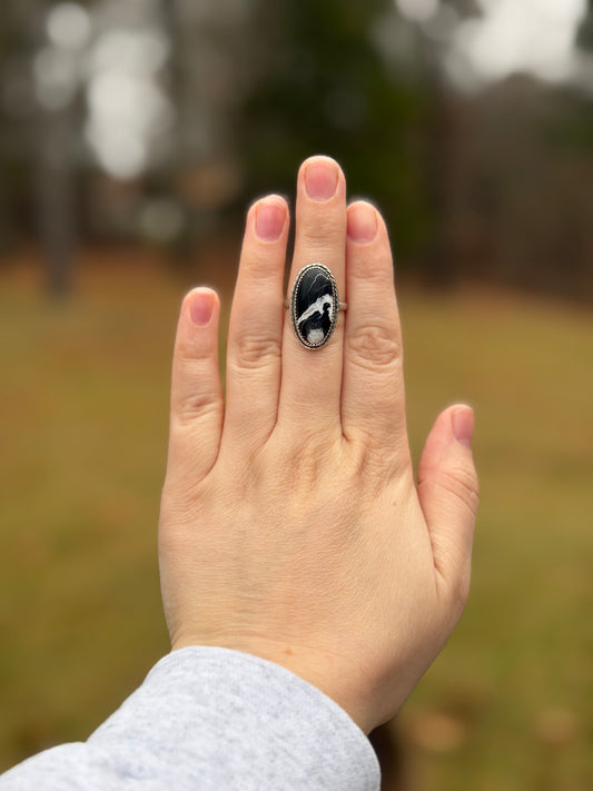 White Buffalo Size 7